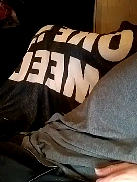 ShadowyTube online show from 12-19-25, 07:00