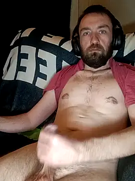 Snapshot of ShadowyTube chatting on 02-06-26, 06:31 ShadowyTube online show from 02-06-26, 06:31