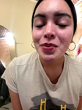 HotstuffCherrySummer online show from 11-30-25, 08:37