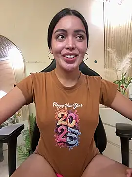 HotstuffCherrySummer online show from 04-12-26, 11:02