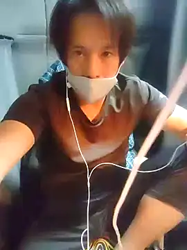 Snapshot of tarou08700870 chatting on 10-02-25, 01:03 tarou08700870 online show from 10-02-25, 01:03