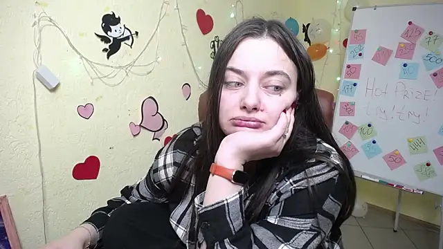Snapshot of MilanaPrice chatting on 02-12-25, 09:33 MilanaPrice online show from 02-12-25, 09:33