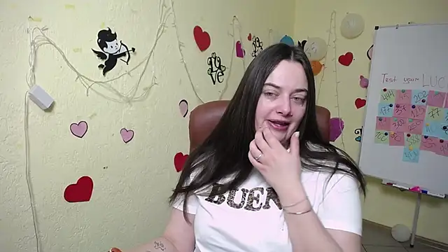 Snapshot of MilanaPrice chatting on 02-28-25, 06:31 MilanaPrice online show from 02-28-25, 06:31