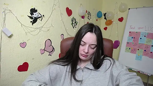 Snapshot of MilanaPrice chatting on 02-20-25, 01:03 MilanaPrice online show from 02-20-25, 01:03