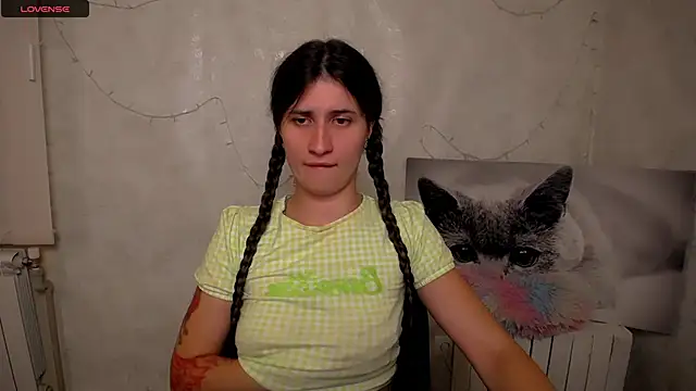Snapshot of MaryEm976 chatting on 08-09-26, 08:09 MaryEm976 online show from 08-09-26, 08:09