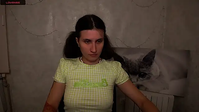 Snapshot of MaryEm976 chatting on 07-20-26, 06:43 MaryEm976 online show from 07-20-26, 06:43