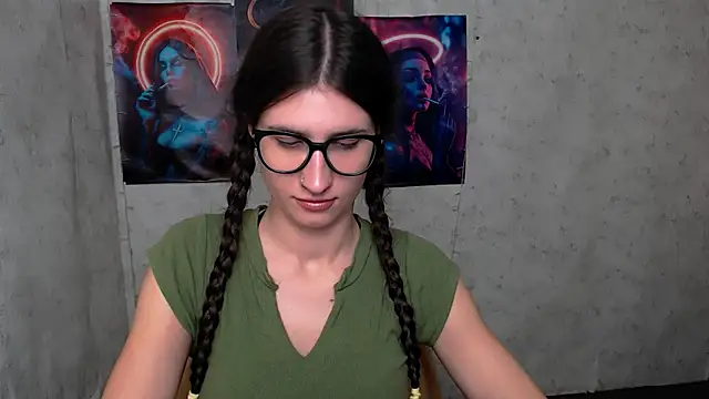 MaryEm976 online show from 10-18-25, 07:54