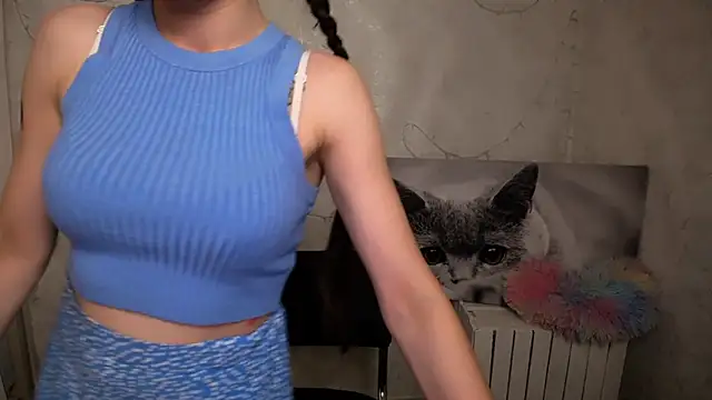 Snapshot of MaryEm976 chatting on 05-15-26, 08:45 MaryEm976 online show from 05-15-26, 08:45