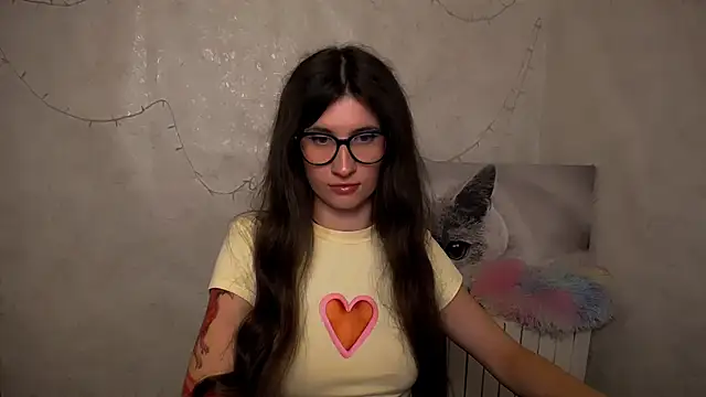Snapshot of MaryEm976 chatting on 06-30-26, 10:15 MaryEm976 online show from 06-30-26, 10:15