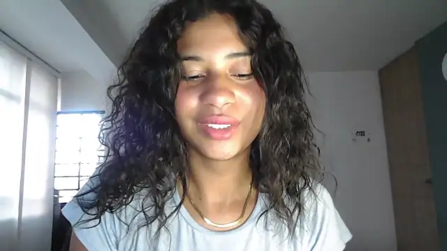 dark enchantress  online show from 10-22-25, 10:08