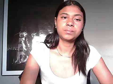 dark enchantress  online show from 01-12-26, 10:25