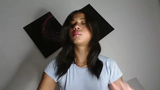 dark enchantress  online show from 11-07-25, 01:32