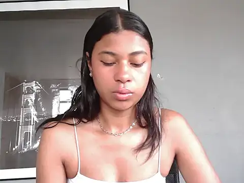 dark enchantress  online show from 01-10-26, 04:24