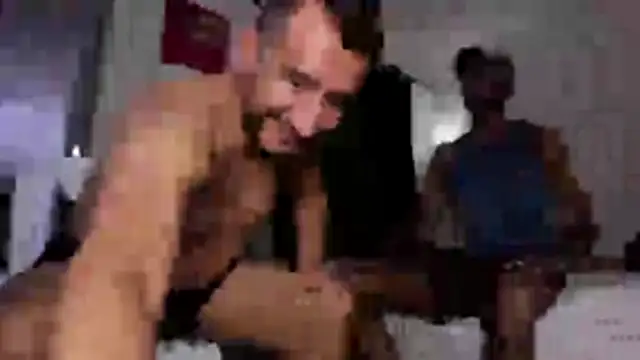 Cloudy pigDude online show from 04-19-26, 03:40