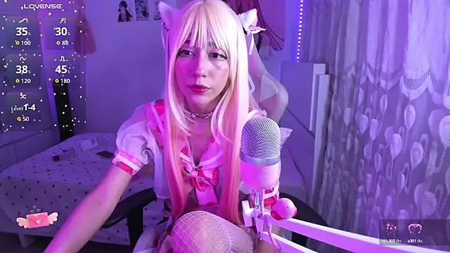 Snapshot of mia_kawaii05 chatting on 09-17-25, 10:12 mia kawaii05 online show from 09-17-25, 10:12