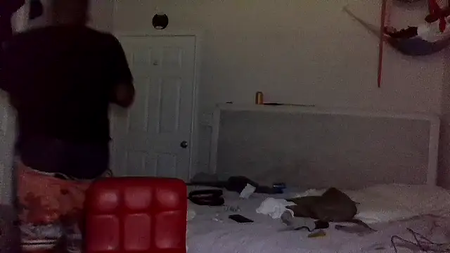 Snapshot of PartyAnimalfreak chatting on 10-06-25, 09:37 PartyAnimalfreak online show from 10-06-25, 09:37