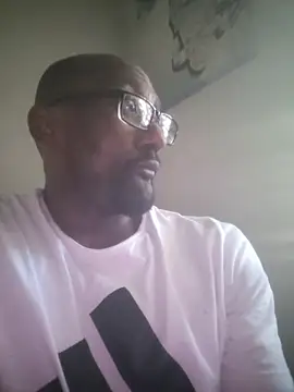 Snapshot of PartyAnimalfreak chatting on 11-09-25, 06:56 PartyAnimalfreak online show from 11-09-25, 06:56