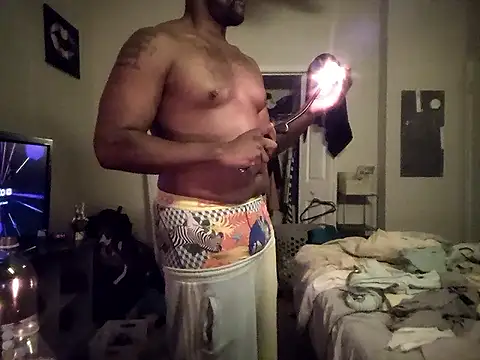 Snapshot of PartyAnimalfreak chatting on 09-25-25, 03:45 PartyAnimalfreak online show from 09-25-25, 03:45