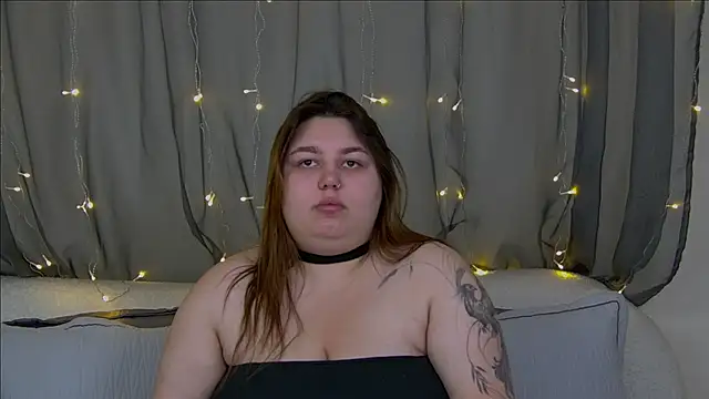 LillianKim online show from 10-30-25, 06:38