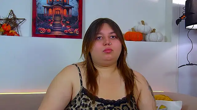 LillianKim online show from 10-24-25, 06:51