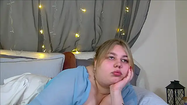 LillianKim online show from 11-03-25, 06:29