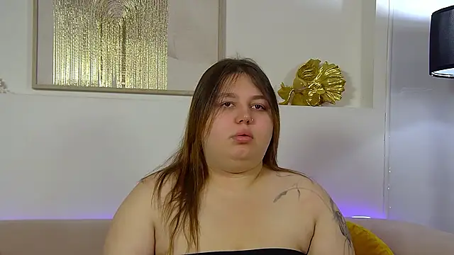 LillianKim online show from 10-23-25, 06:39