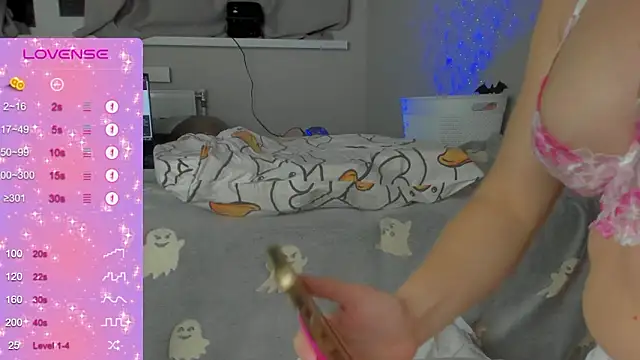 92yourbitch922 online show from 03-12-26, 04:33