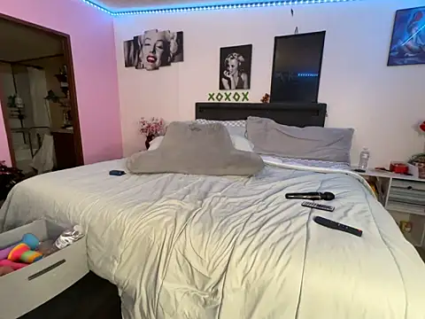 AngelSinz69 online show from 11-20-25, 01:17