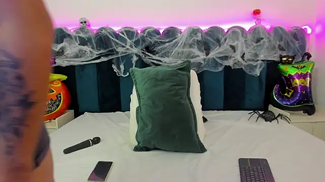 marianaaguii online show from 10-25-25, 12:39