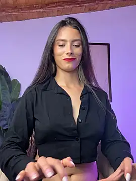 Snapshot of Lauraxx69 chatting on 09-27-25, 07:25 Lauraxx69 online show from 09-27-25, 07:25