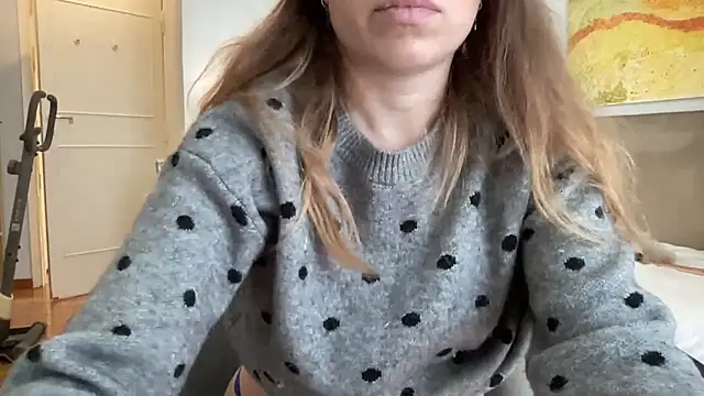 Mollyy998 online show from 10-29-25, 08:35