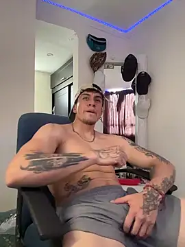 strongboy  online show from 02-18-26, 06:04