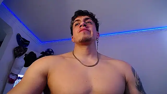 strongboy  online show from 10-02-25, 07:06