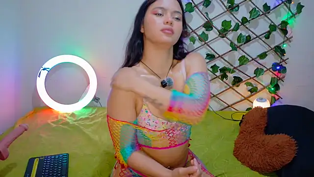 -Camila  online show from 03-07-26, 04:23