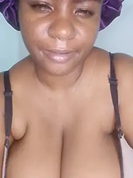 Snapshot of bigtitssxx chatting on 04-11-26, 08:29 bigtitssxx online show from 04-11-26, 08:29