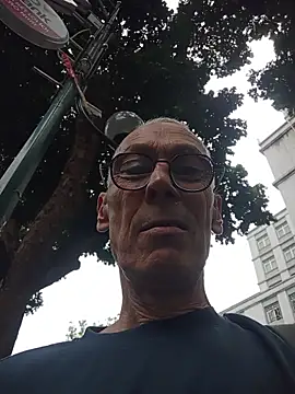 Snapshot of pierre5004 chatting on 02-24-26, 06:03 pierre5004 online show from 02-24-26, 06:03