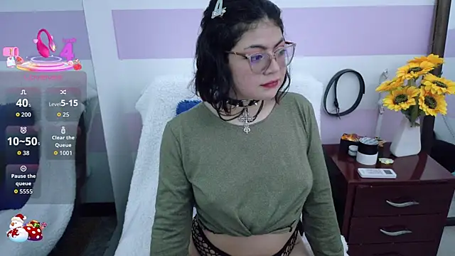 Catwhite  online show from 12-03-25, 03:55