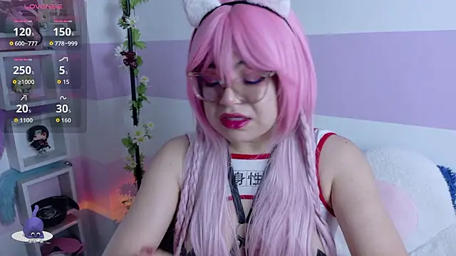 Catwhite  online show from 02-07-26, 03:42