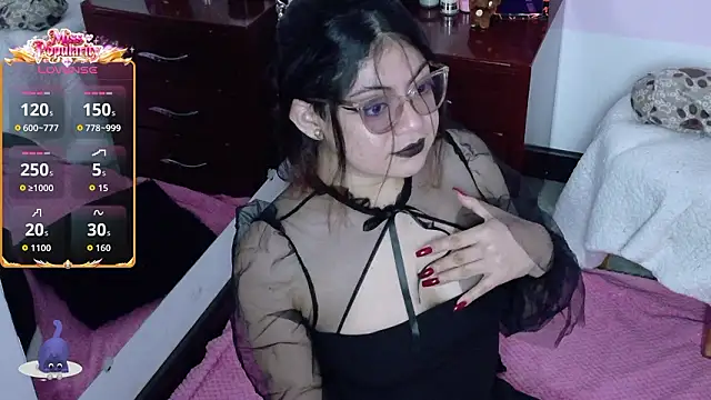 Catwhite  online show from 02-02-26, 04:39