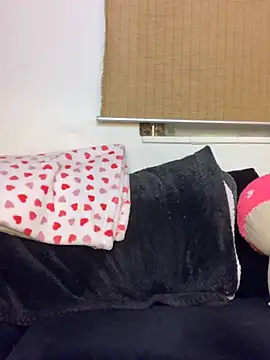 autumnsbedroom online show from 03-21-26, 12:56