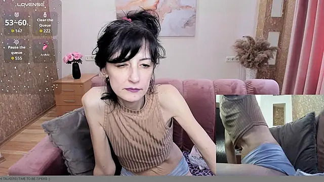 Snapshot of Dana_Haliti chatting on 06-09-26, 05:52 Dana Haliti online show from 06-09-26, 05:52