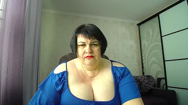 JuicyLady Di online show from 06-06-26, 06:07