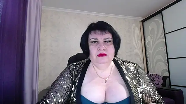 JuicyLady Di online show from 01-10-26, 06:09