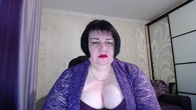 JuicyLady Di online show from 12-19-25, 05:54