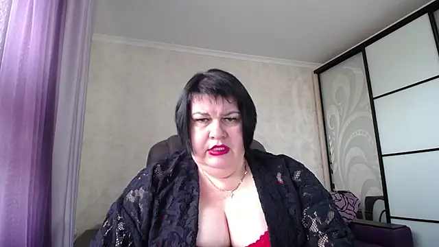 JuicyLady Di online show from 09-28-25, 05:36