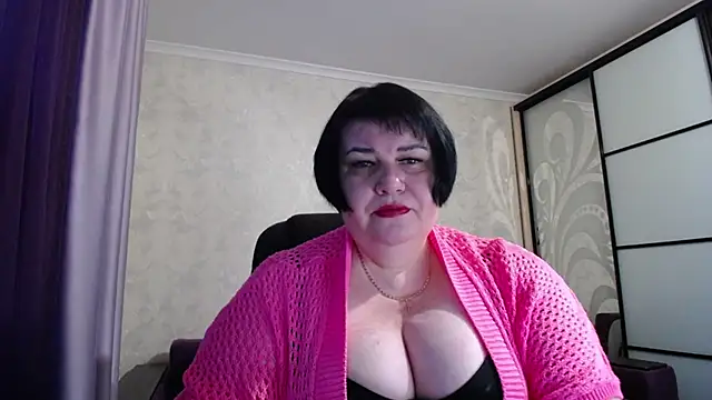 JuicyLady Di online show from 10-27-25, 04:35