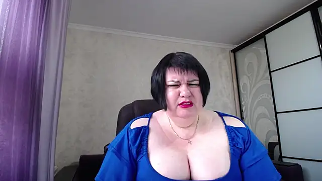 JuicyLady Di online show from 09-29-25, 05:03