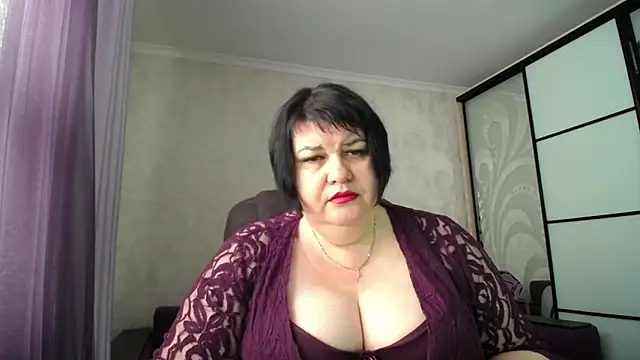 JuicyLady Di online show from 09-24-25, 04:52