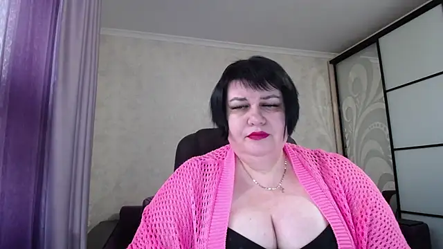 JuicyLady Di online show from 11-18-25, 11:35