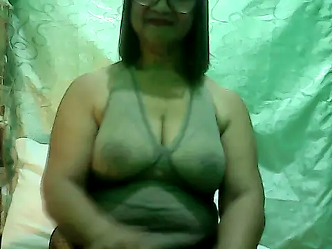 ScorpionLove12 online show from 02-06-26, 02:24